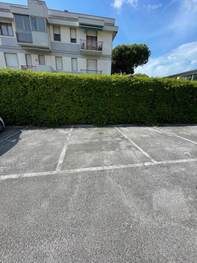 Viareggio Sabbia Bianca Apartment Exterior foto